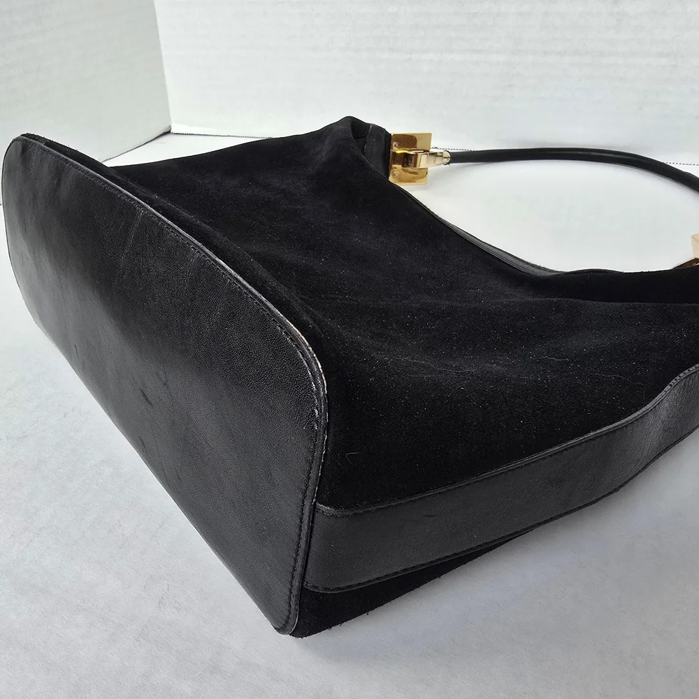 Vintage Authentic Gucci Black Suede Shoulder Purse With Gold Accents And GG - Picture 5 of 17